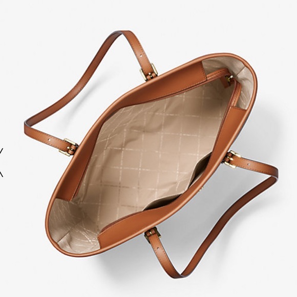 MICHAEL KORS
Jet Set Travel Large Logo Tote Shoulder Bag
COLOR BROWN
NWT - Picture 2 of 3